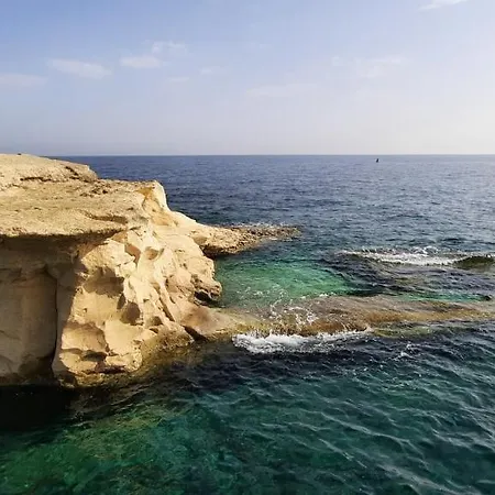 Lovely 3-bedroom In Marsalforn, Gozo! *