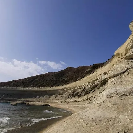 Lovely 3-bedroom In Marsalforn, Gozo! *